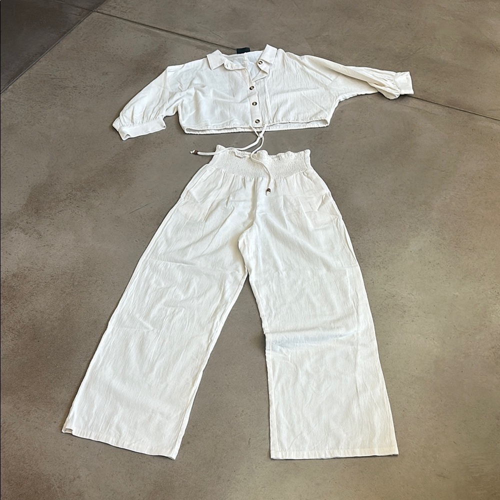 Vici women’s cotton two piece, off white- SZE M - cropped top, high waist pant